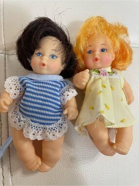 Vintage 1989 CitiToy Yellow and Blue Baby Doll Pair